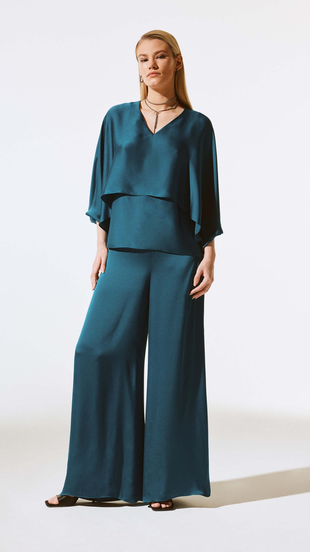 Liberty Signature Wide Leg Pants - Empress Pink/ Midnight Blue 221340F24