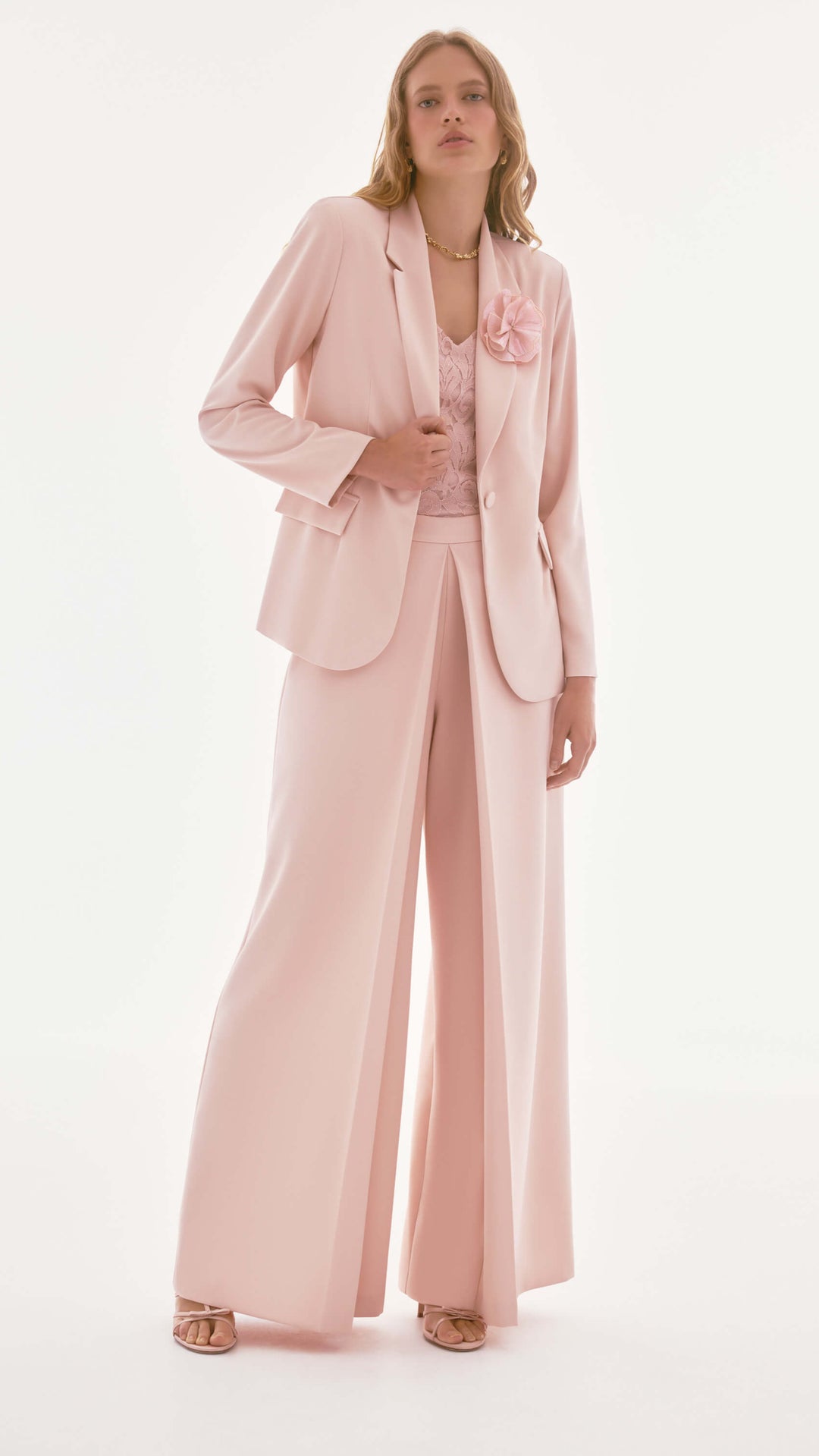 Signature | Woven Crepe Blazer with Sequin Flower Size 18 251735