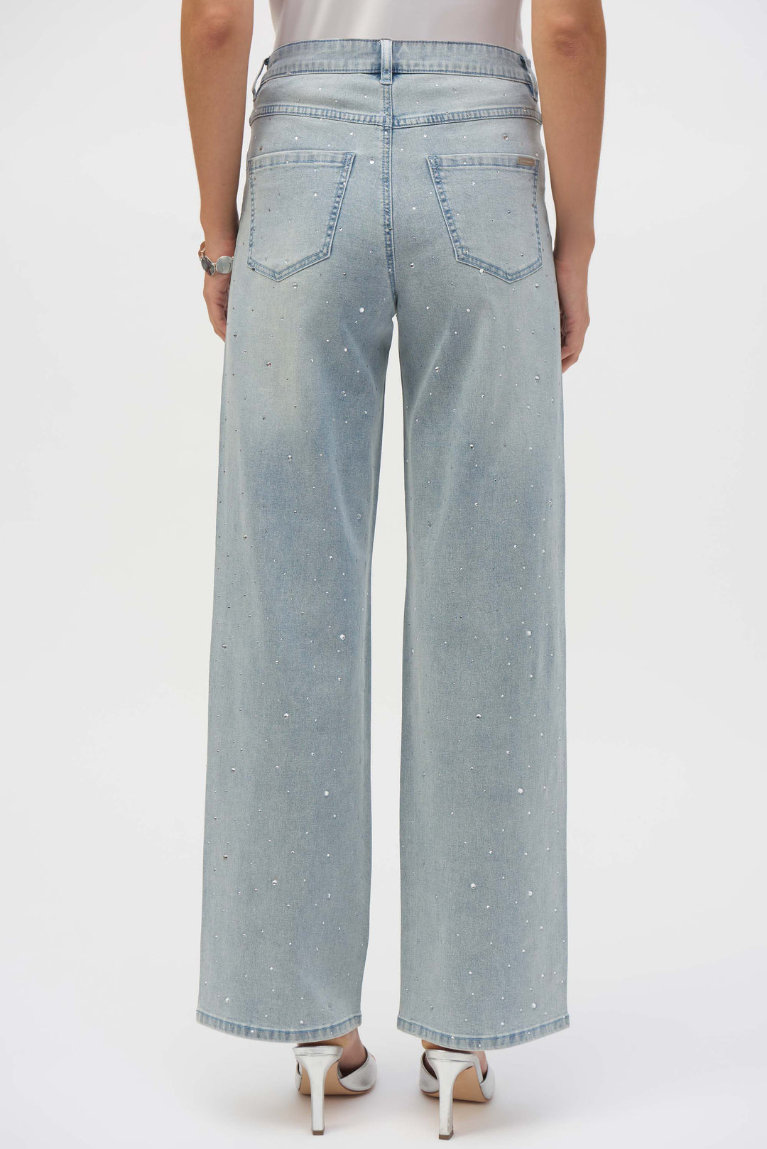 Bon Voyage Wide Leg Stretch Jean With Crystals  252916 Size 8
