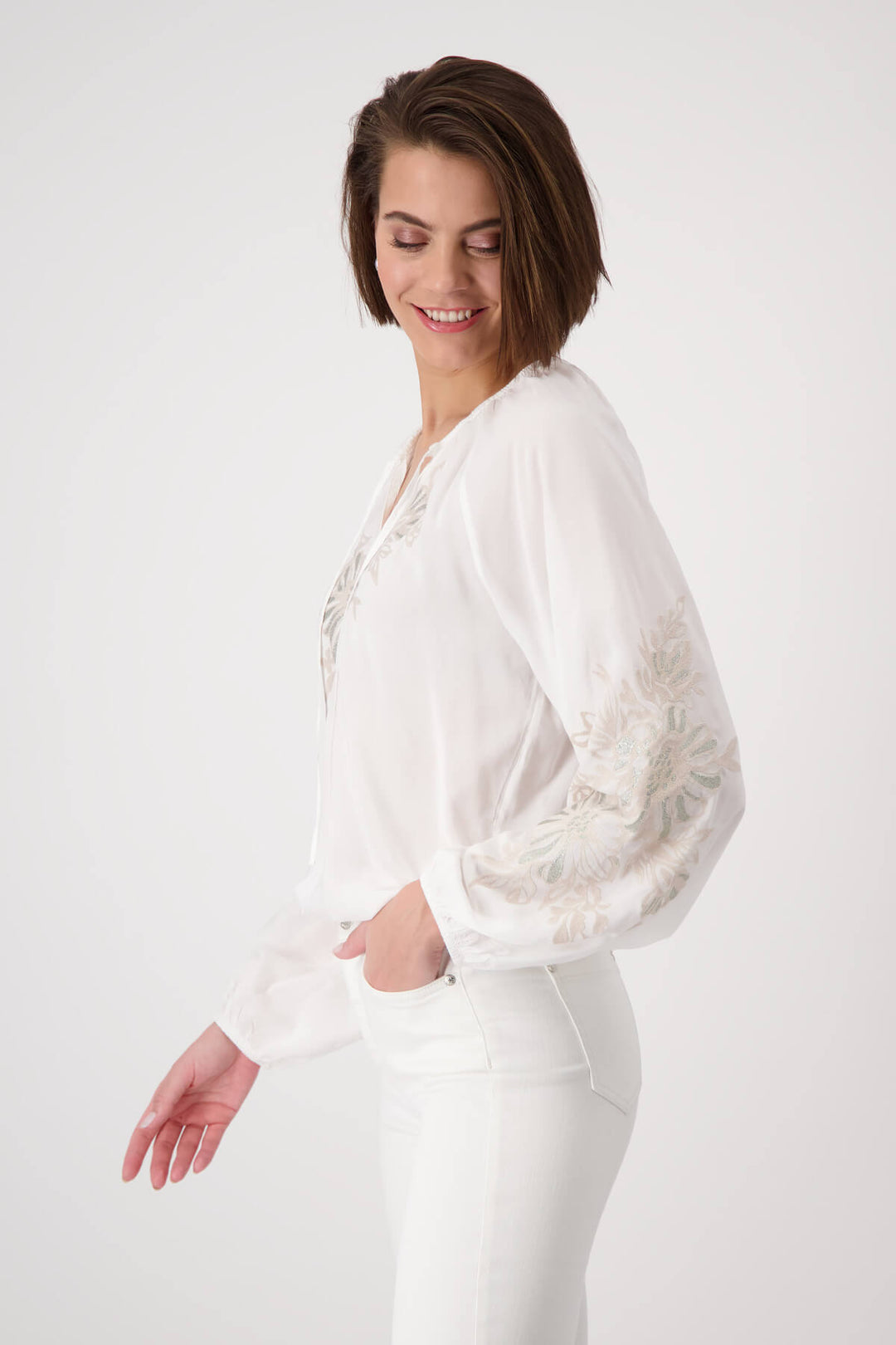 Emroidered Florals Blouse - Milk/Sand