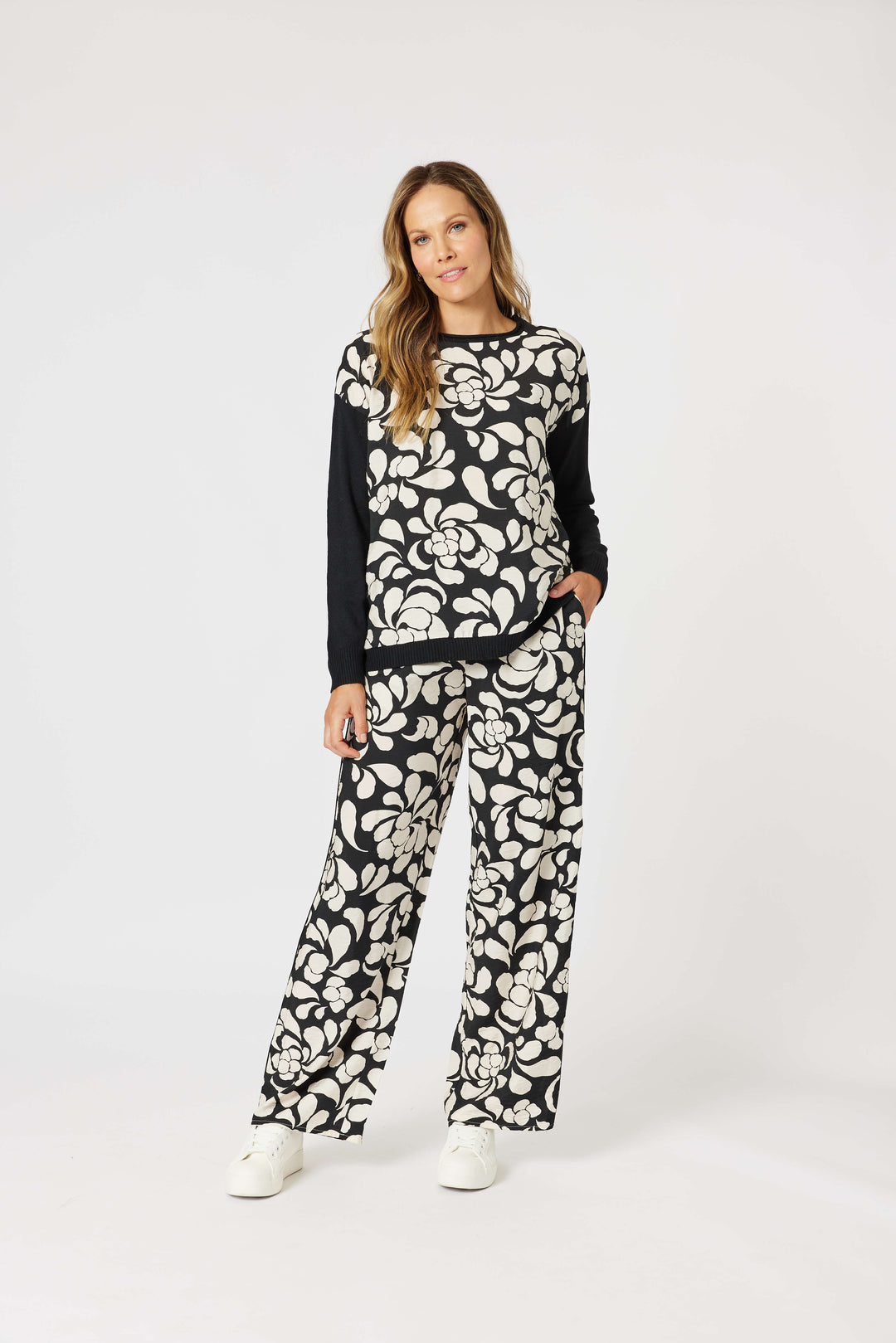 Casablanca Floral Print Knit - Black/Chalk