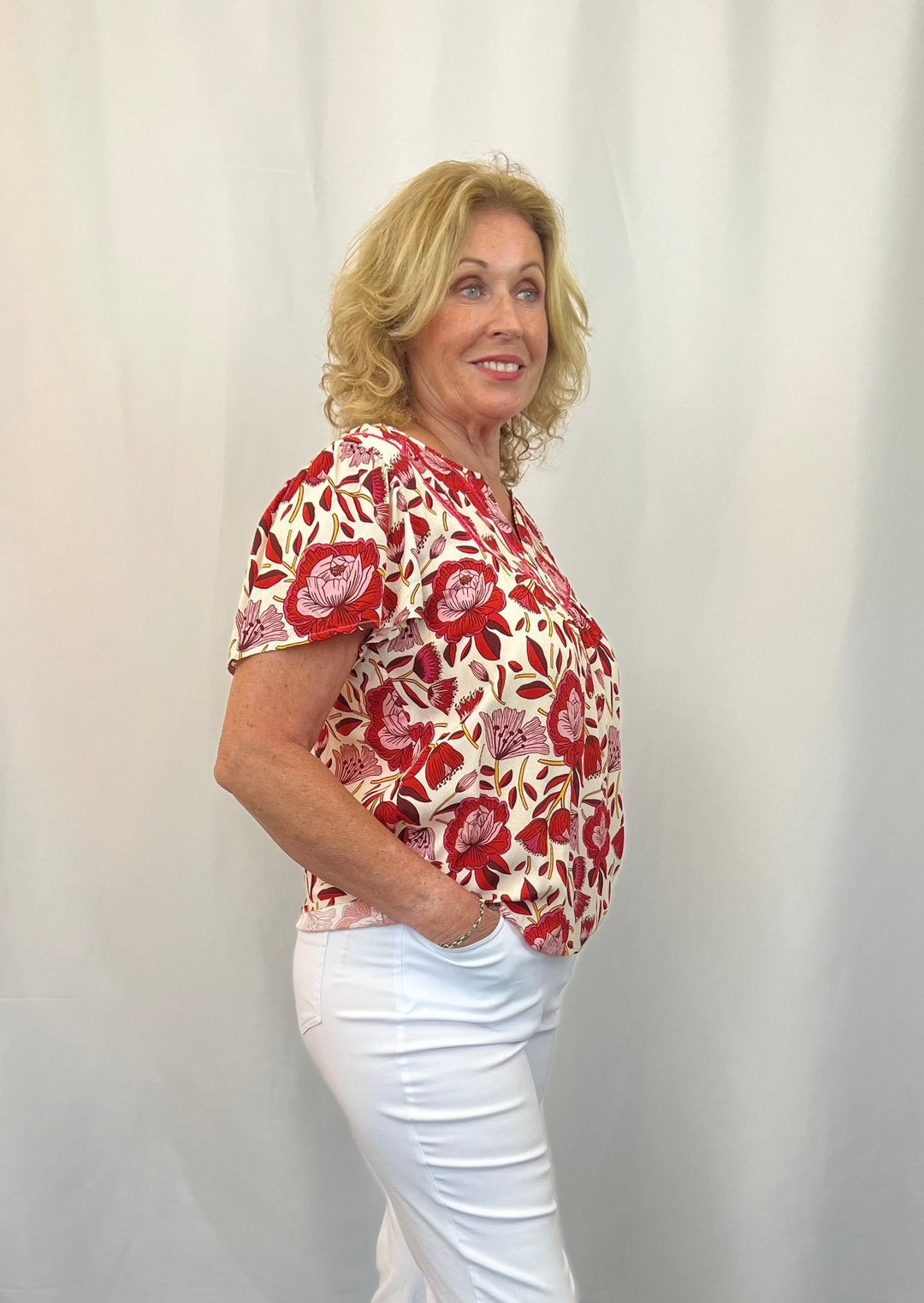 True Asset Top -  Rambling Rose Au8/10