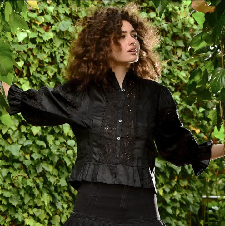 Lace Age Blouse - Coop Size M