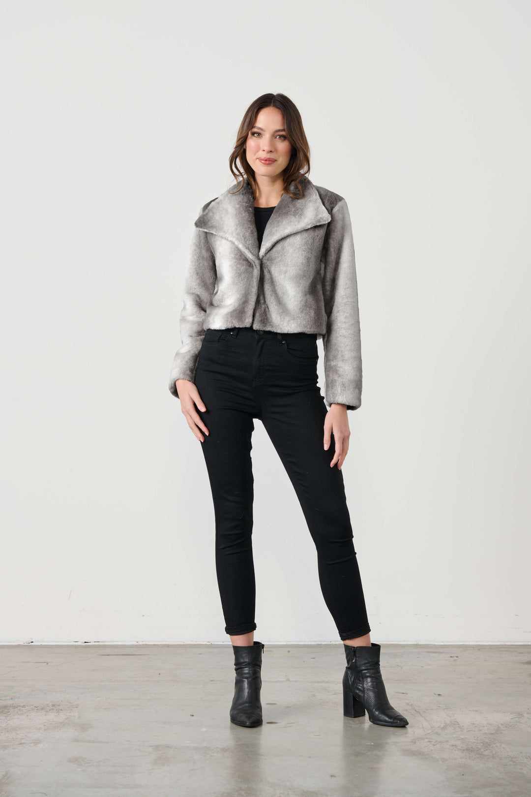 Crop Gradient Colour Faux Fur Jacket - Grey