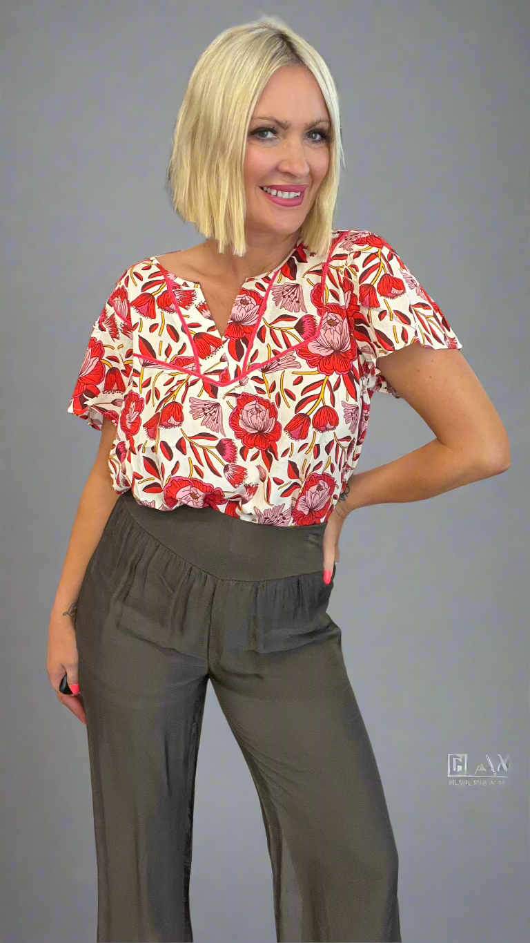 True Asset Top -  Rambling Rose Au8/10