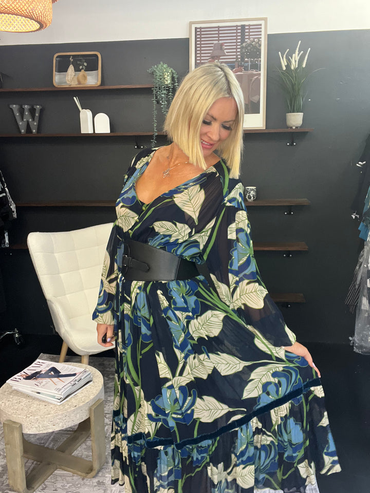 Get A Bloom Maxi Dress - Navy -Cooper Size XXL