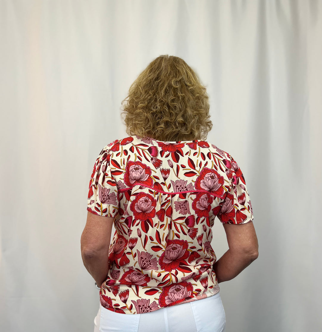 True Asset Top -  Rambling Rose Au8/10