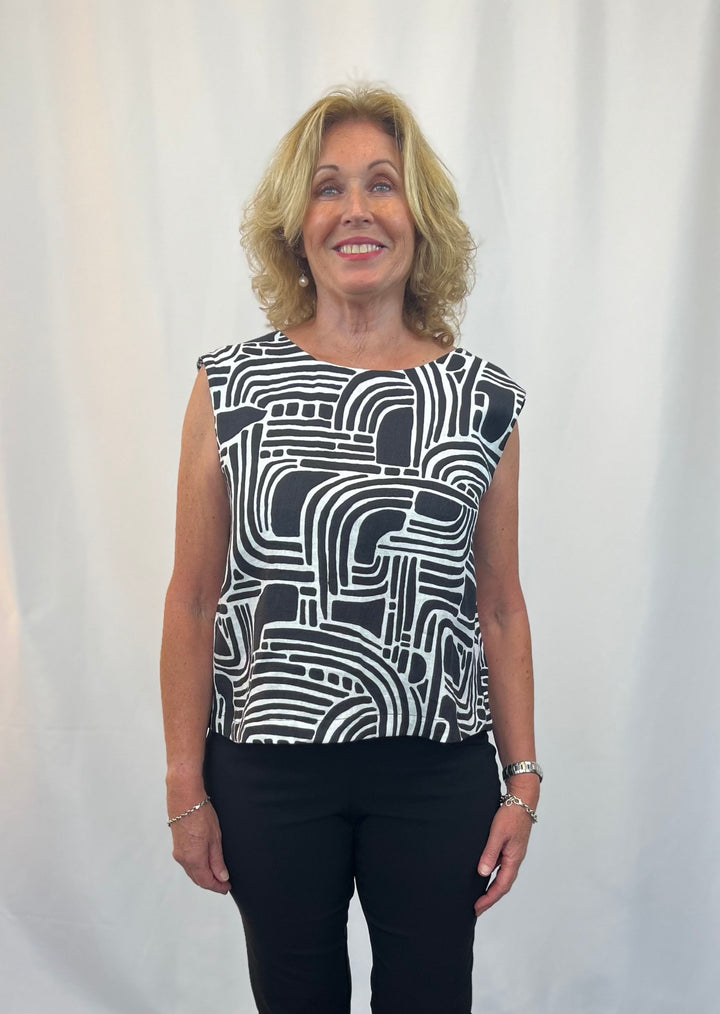 It's Only Natural Top - A-mazing Size 8