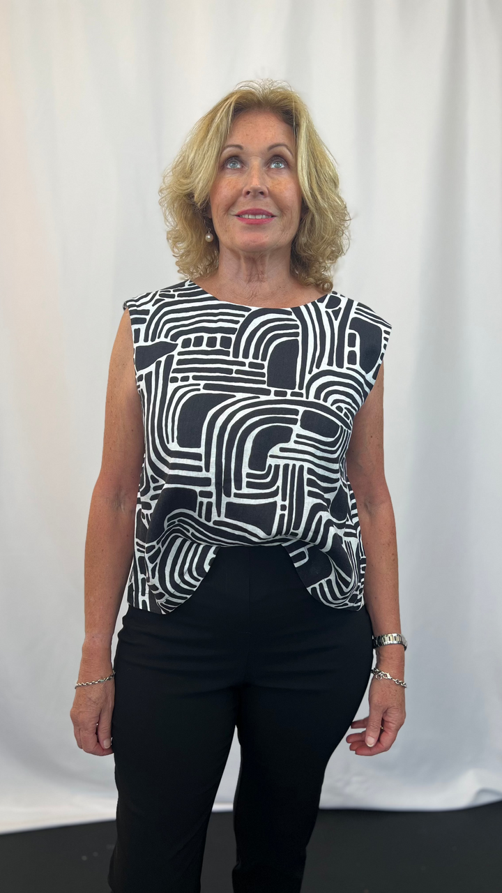 It's Only Natural Top - A-mazing Size 8