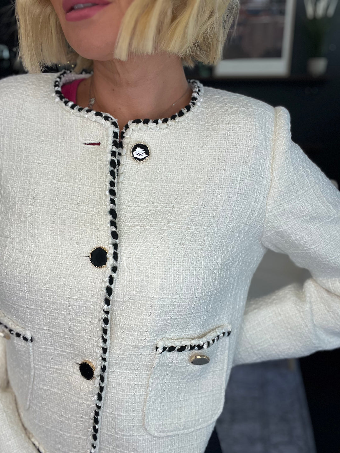 Queen of Scots  Bouclé Jacket With Contrast - Cream 243911 Size 8