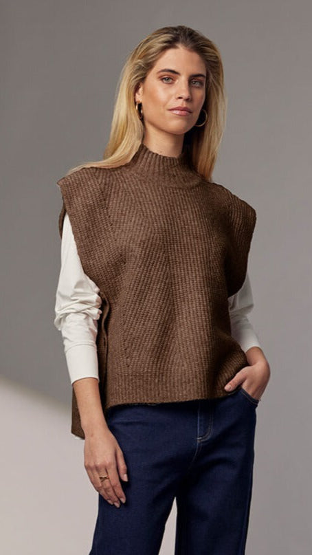 Outta Way Tank - Cocoa