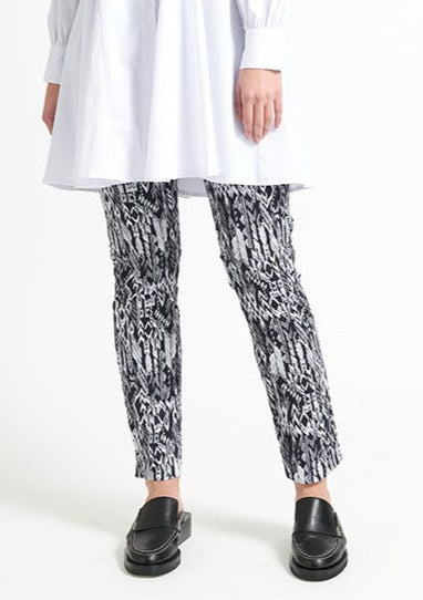 Long Slim Trapeze Pant - Dreamcatcher Mono Size 8