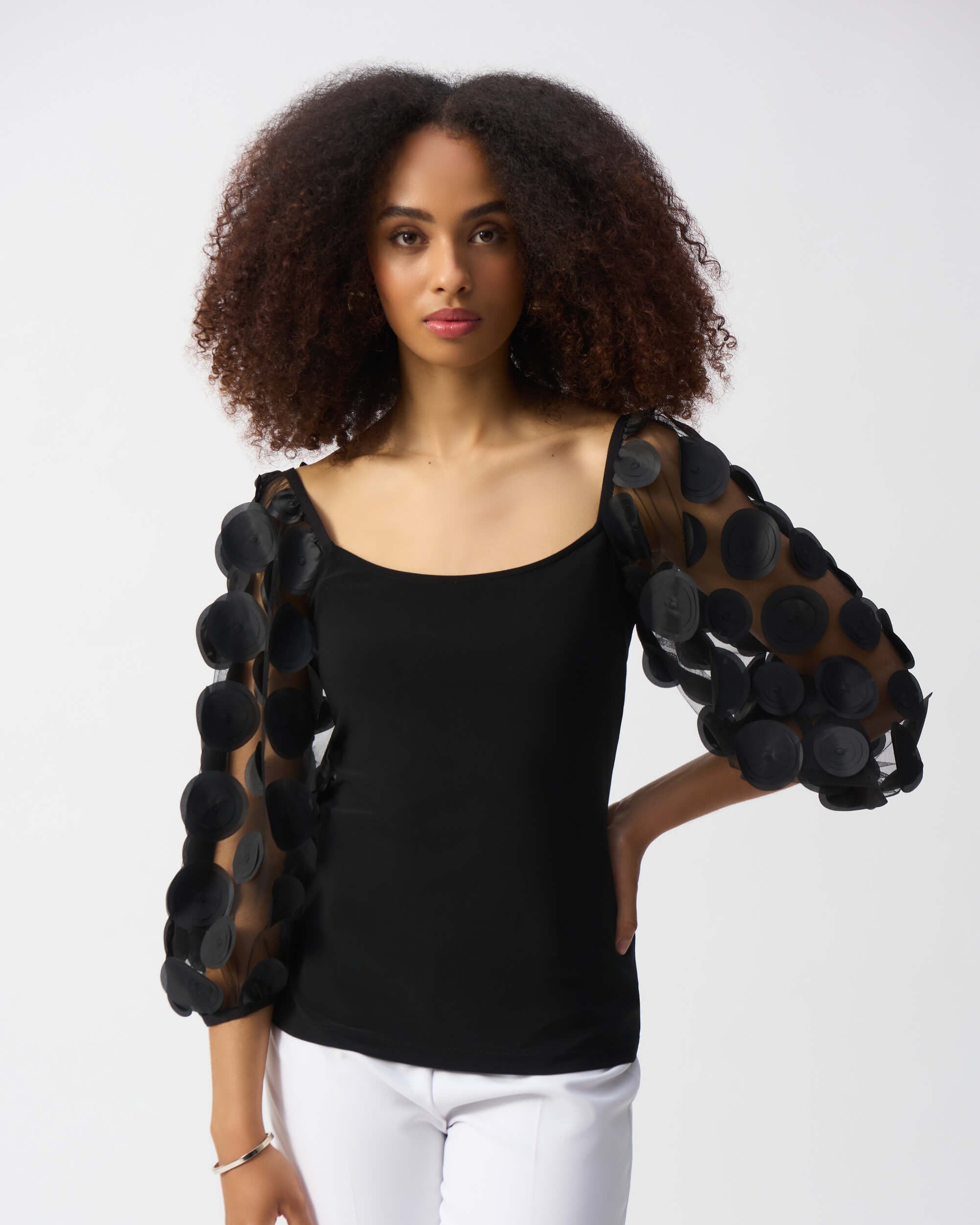 Chic Spotting Funky Top With 3D Dot Sleeves 251273 – The Wardrobe
