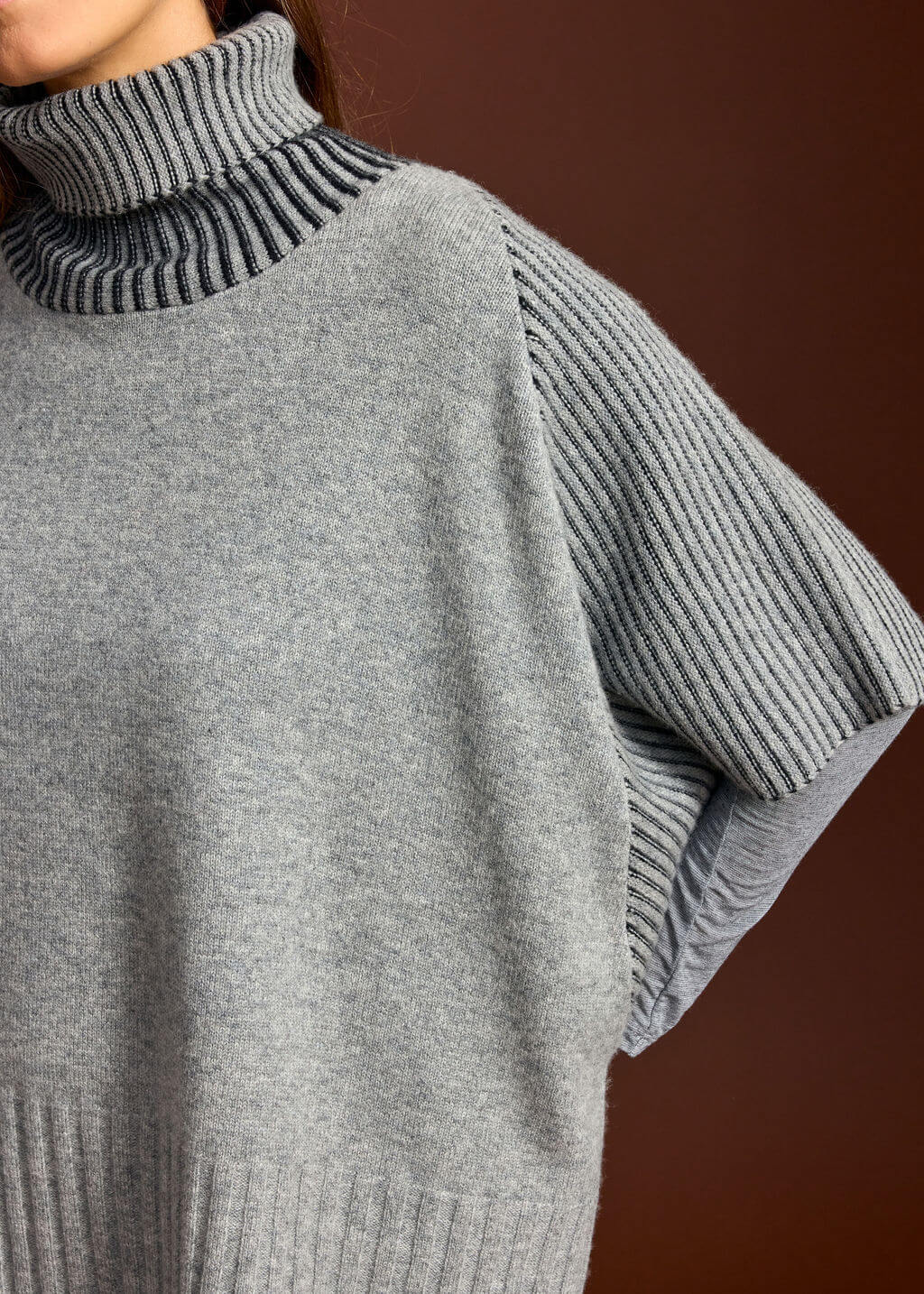 Vilmah Grey Ribbed Sweater