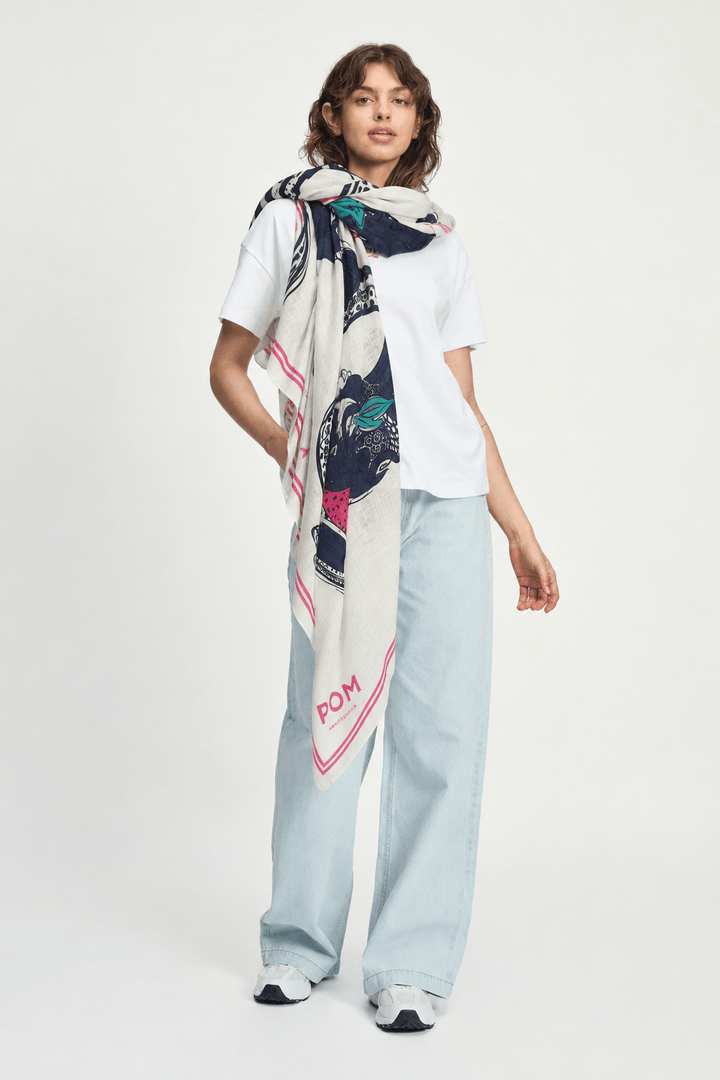 Vases Shawl