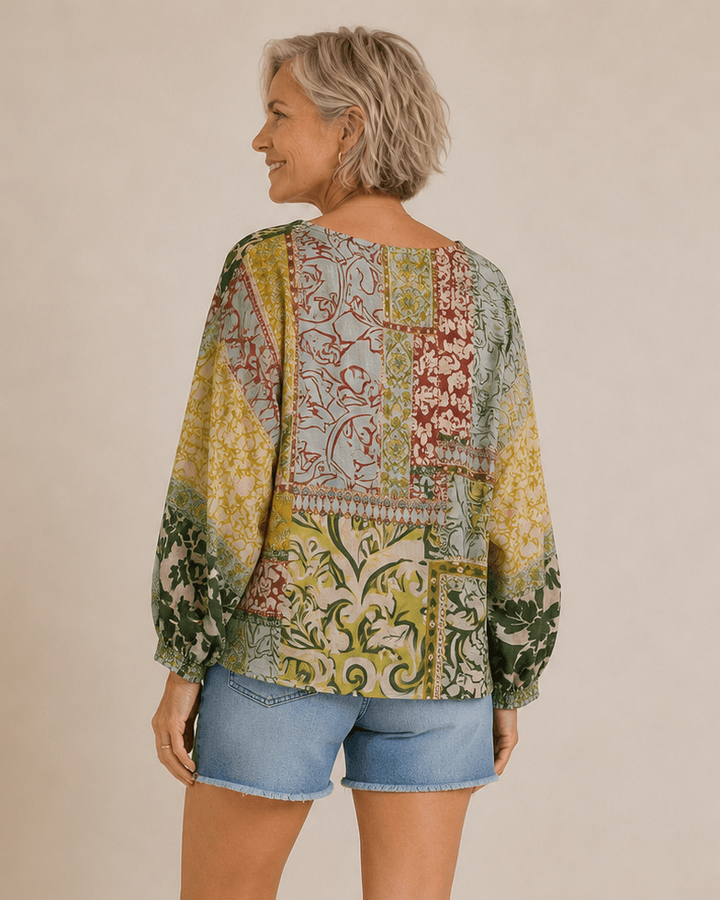 Relaxed mosaic print blouse, round neck, long loose sleeves