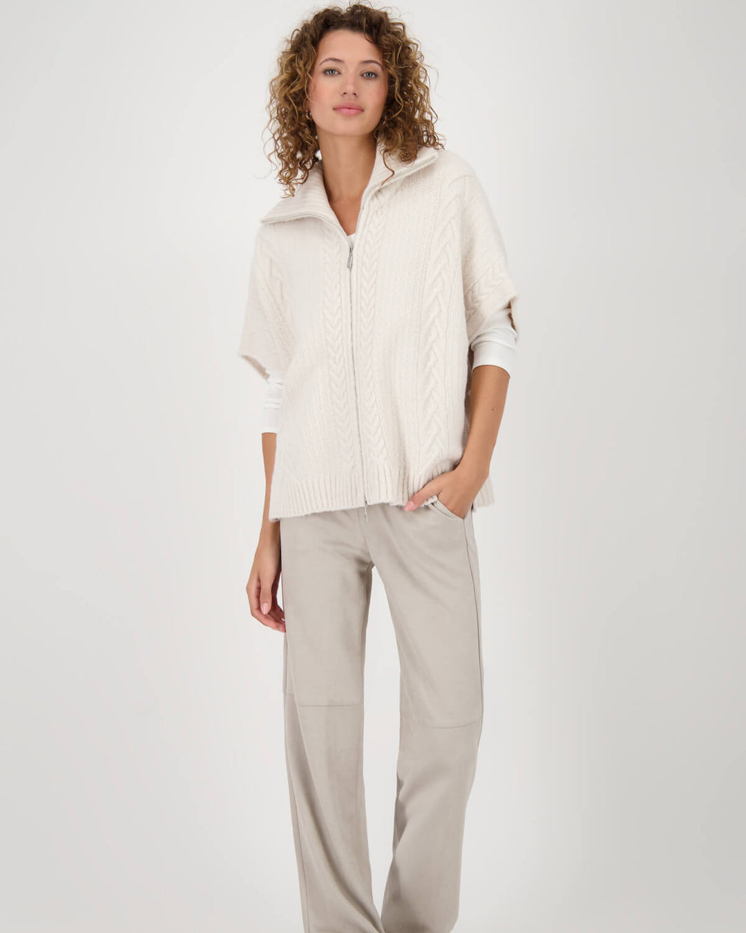 African Ranch Knitted Cape Braid