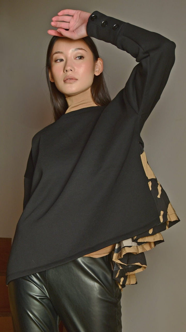 Run of The Frill Sweat Top - Cooper