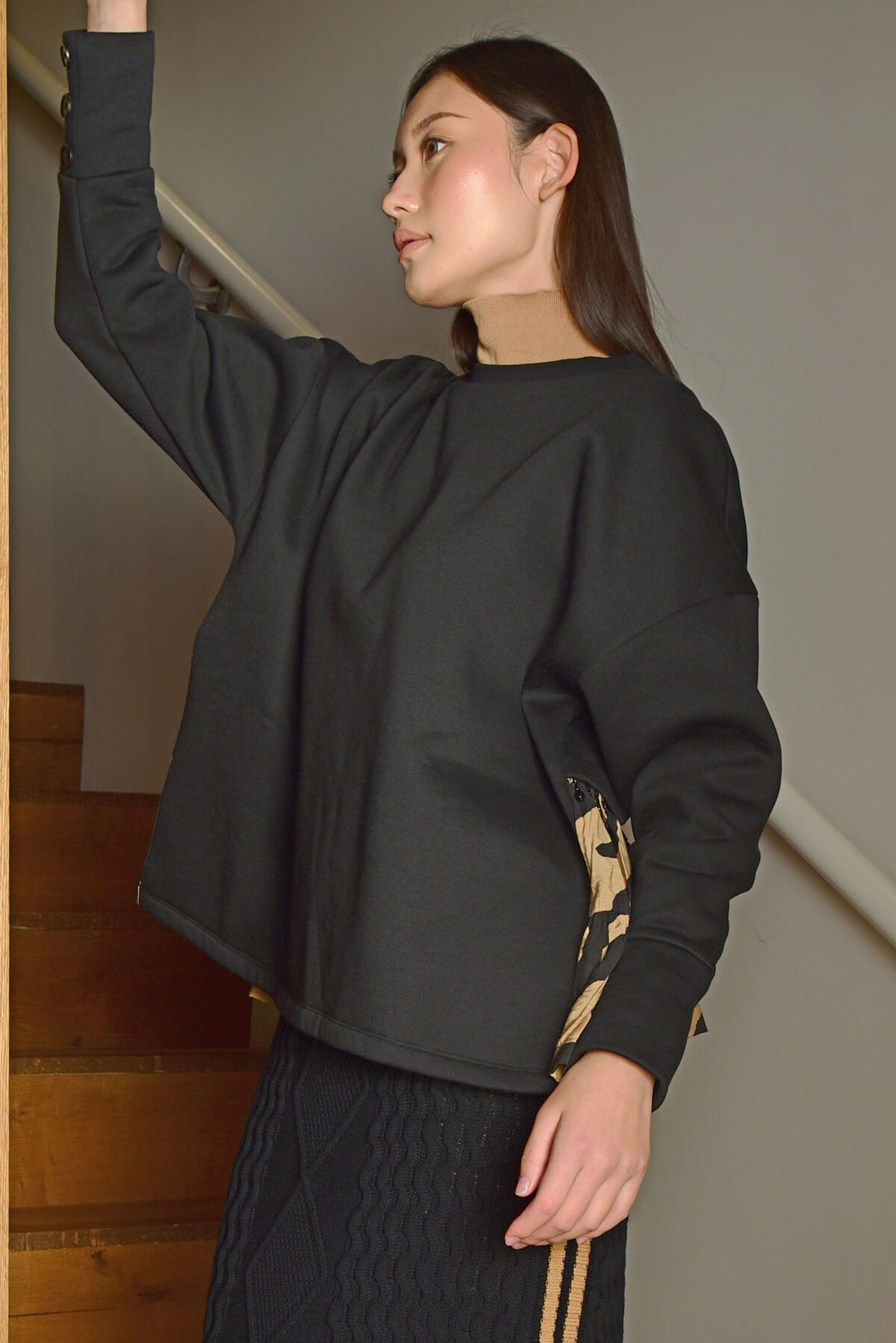Run of The Frill Sweat Top - Cooper