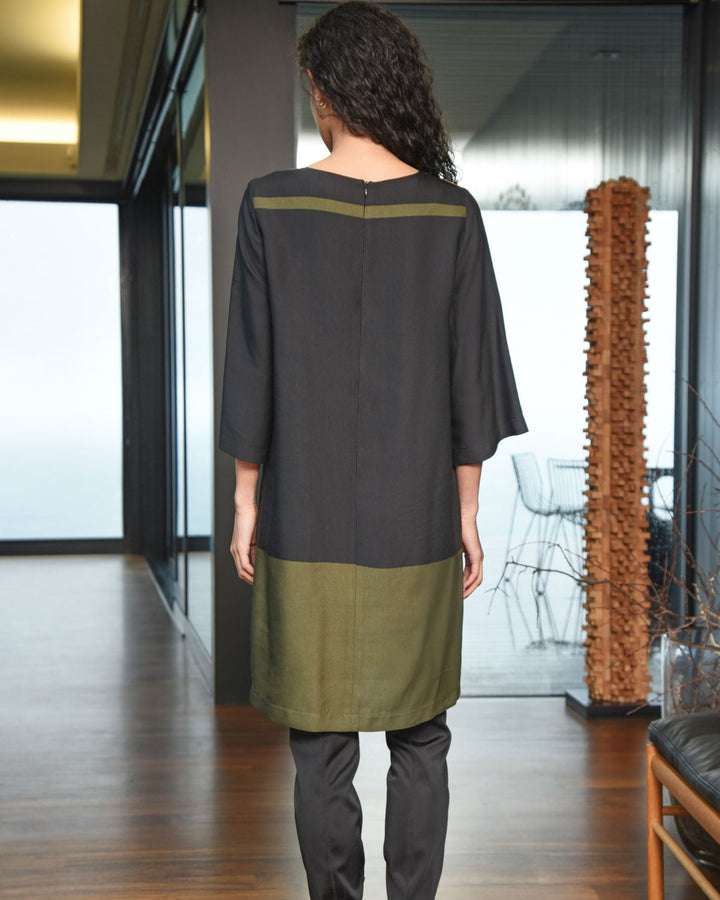 Tulip Eve Shift Code Dress - Cooper