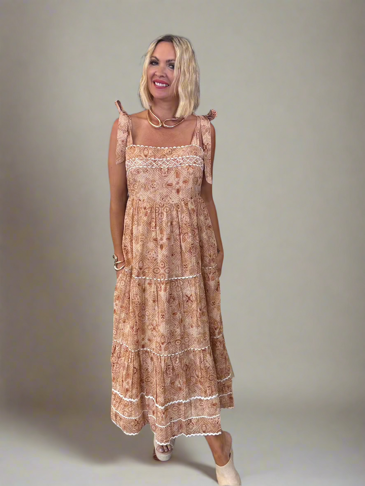 R & R Dress - Mumbai