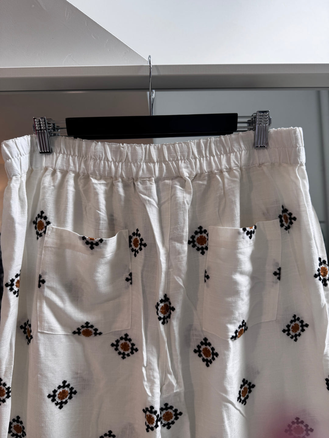 Well Crafted Pant -  Embroided Linen
