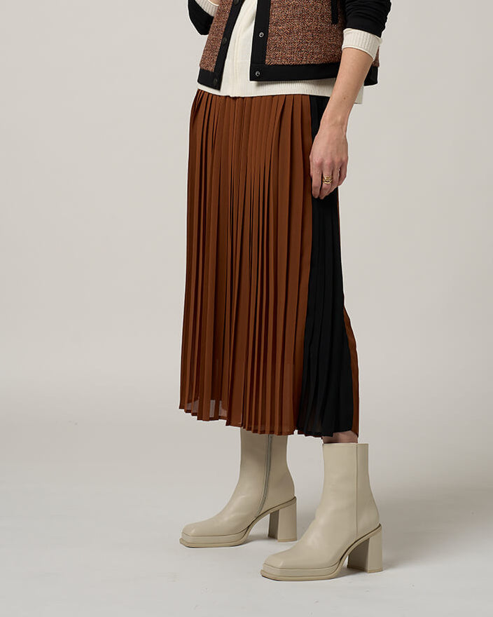Code Skirt - Cinnamon