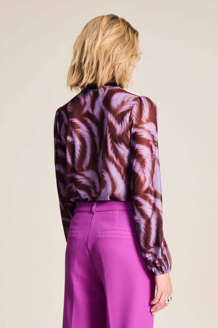 Feathers Top Brown