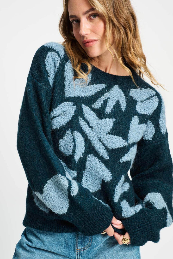 Dashing Nights Pullover