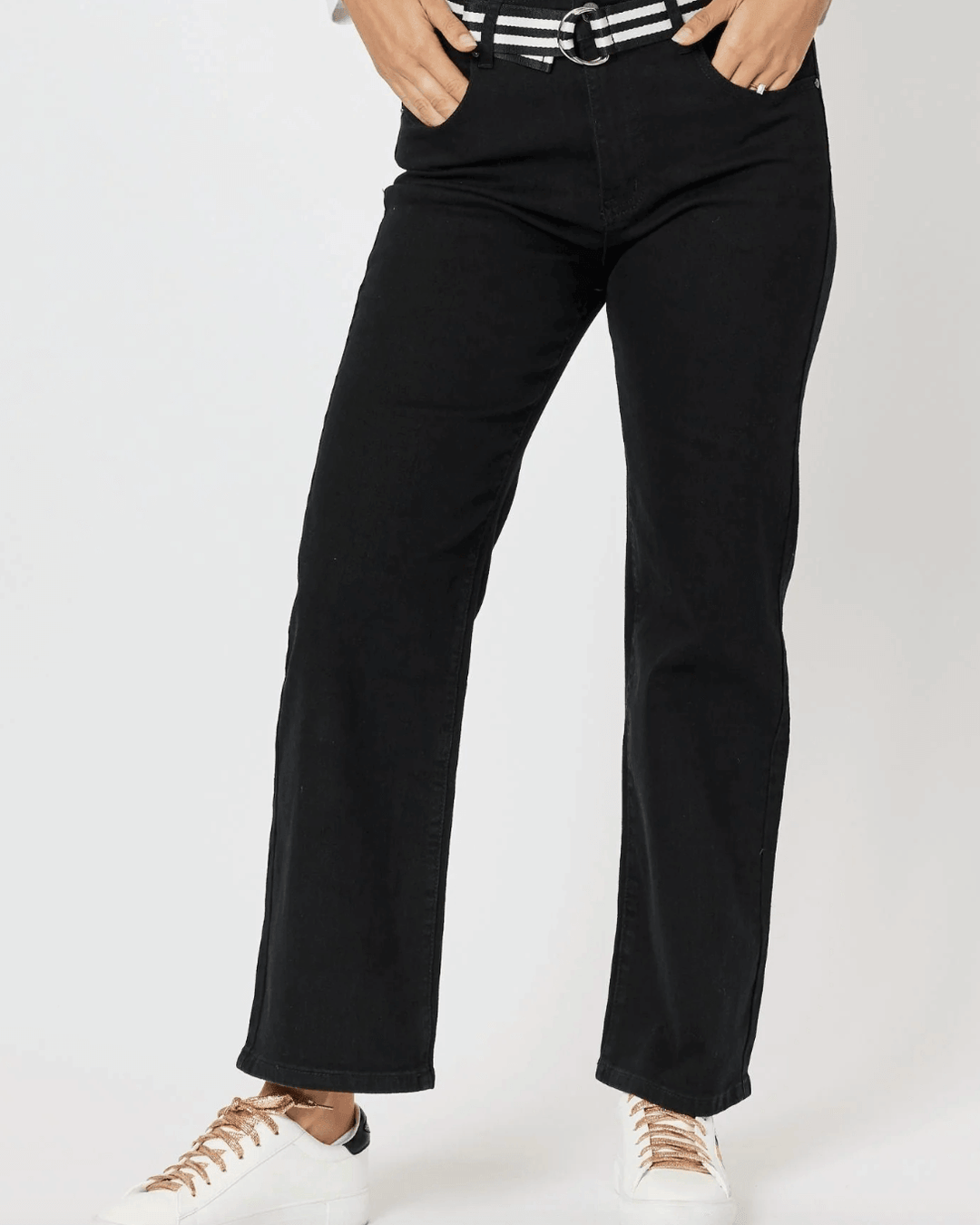 Threadz model in Vicki bootcut jeans, dark black with slight flare and front button-and-zip fly. On a white background 