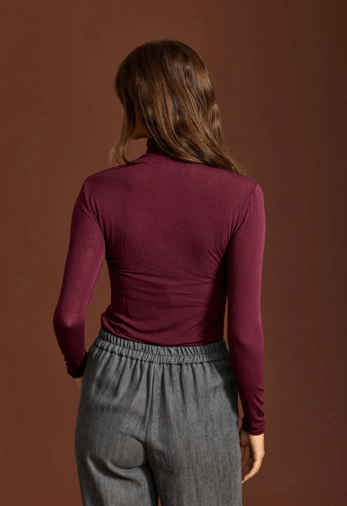 Moune Cashmere Turtleneck - Burgundi