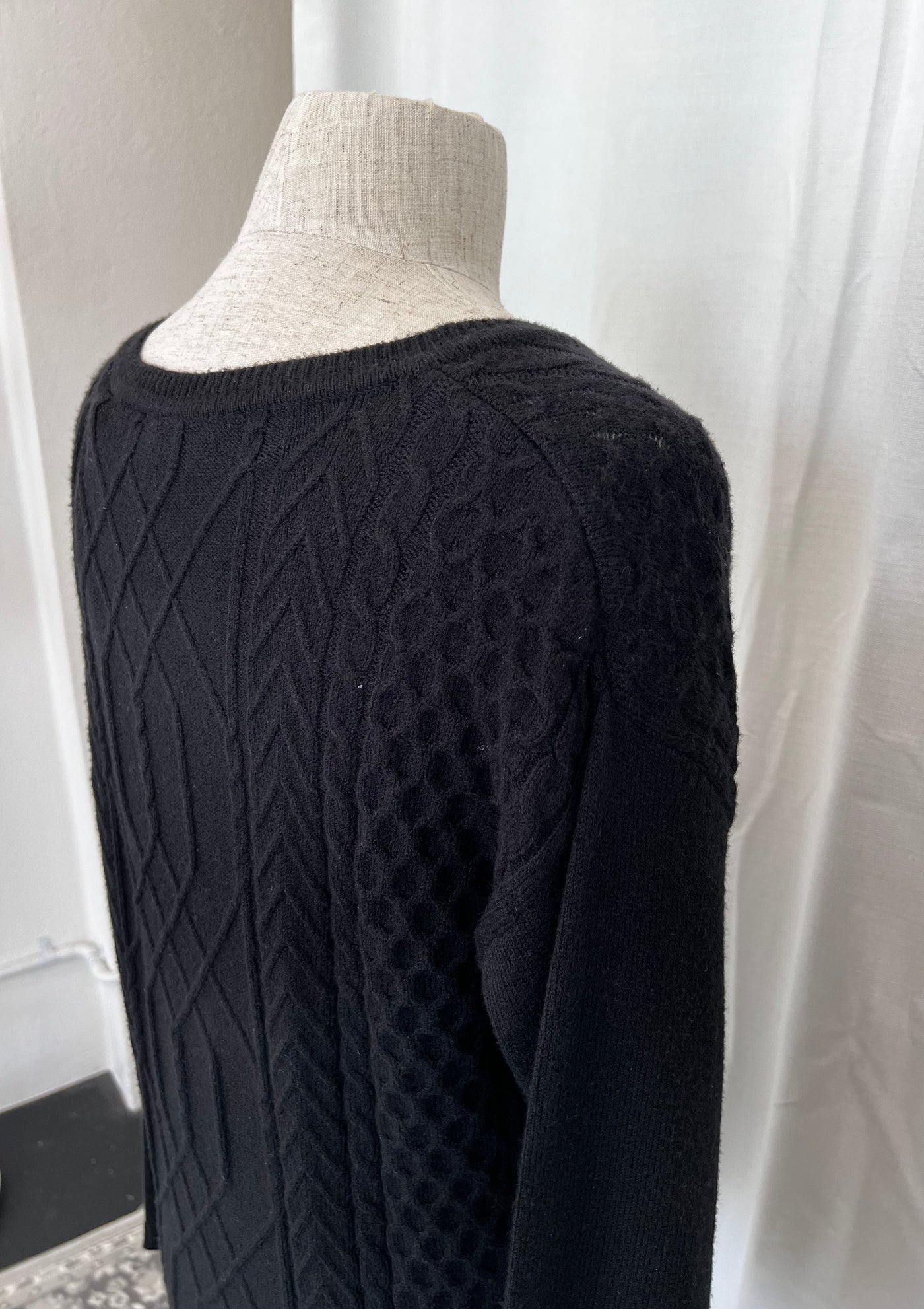 Linked Together Sweater - Black