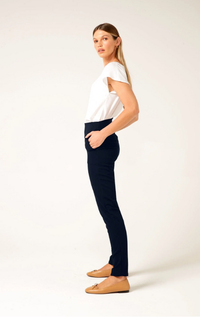 Tapered Leg Pull On Pant - Navy