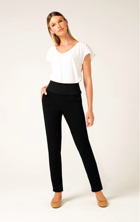 Tapered Leg Pull On Pant - Black